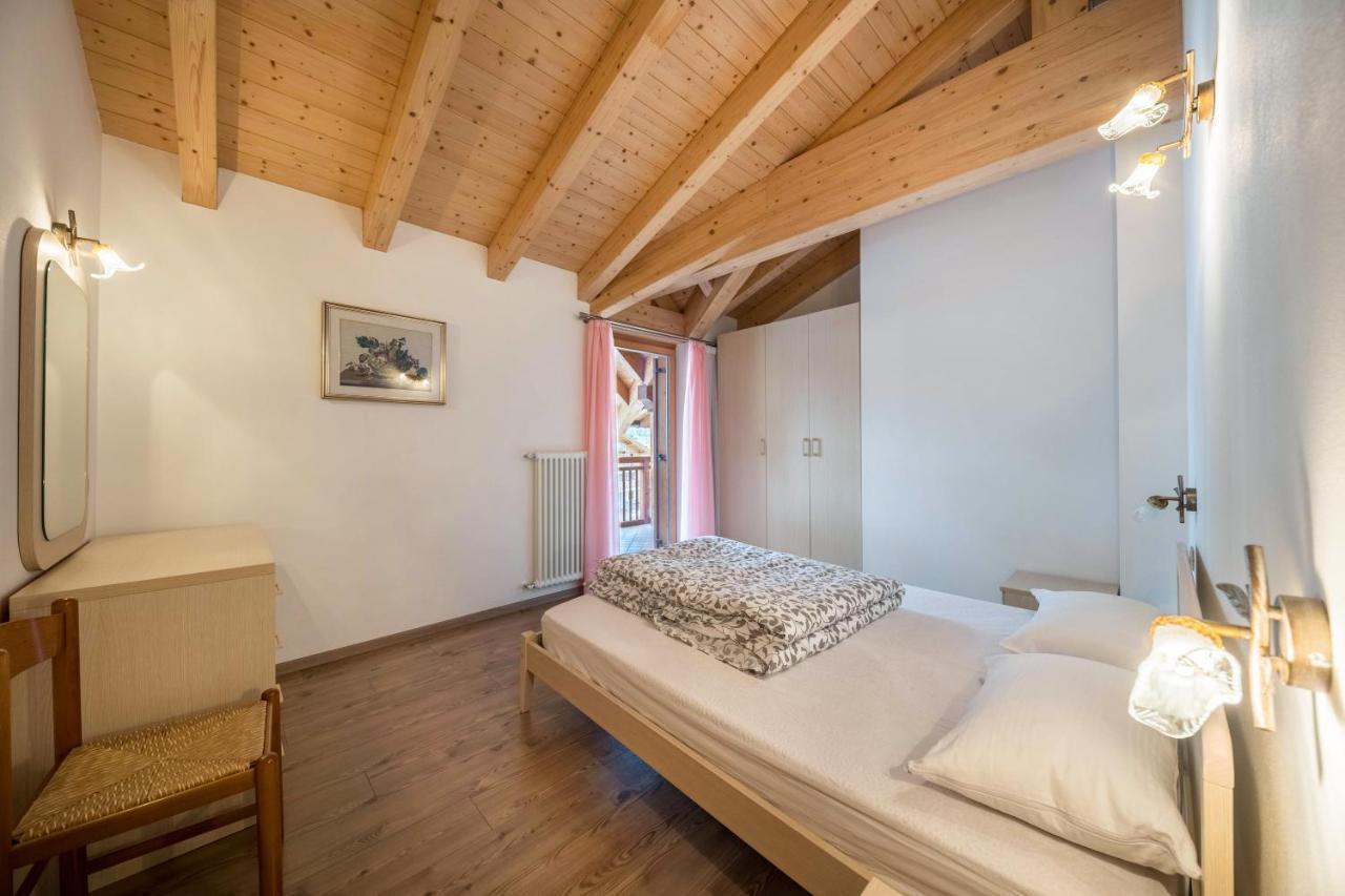 Cesa Zapin 1 Apartment Canazei Luaran gambar